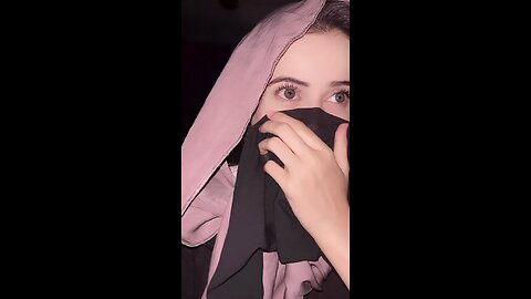 A cute girls dancing and showing his dancing moves