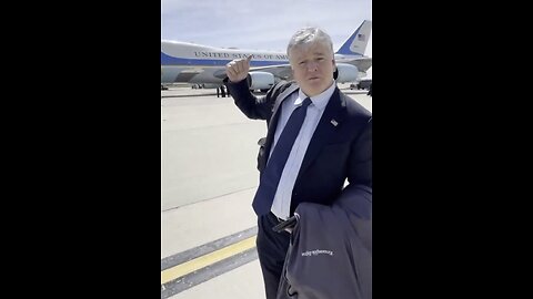 TOP TV JOURNALIST TRAVELS🎬👨‍💼📸🛫WITH TRUMP TO THE MIDDLE EAST🇺🇸🏛️🕺🛫🌍💫