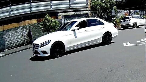 how do you know that you're being watched when you're on a government watch list watch this video