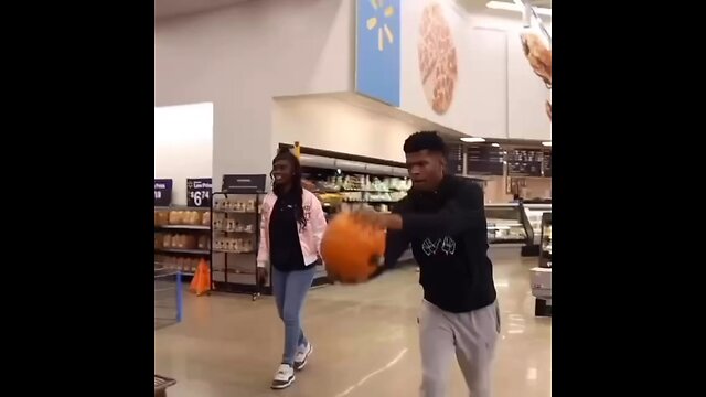 Damn she forgot where she was at for a minute 🤣😂🫠😮‍💨