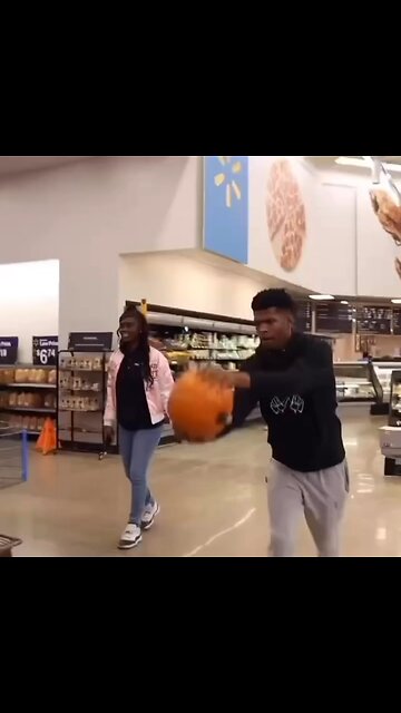 Damn she forgot where she was at for a minute 🤣😂🫠😮‍💨