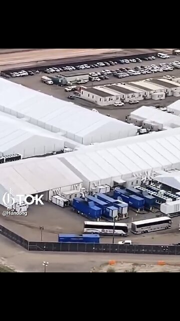 BORDER PATROL BEFORE🌳🎪🎟️🛃📸AFTER PHOTO OF CLOSE DOWN MIGRANT SHELTER🏕️🛃🛗💫