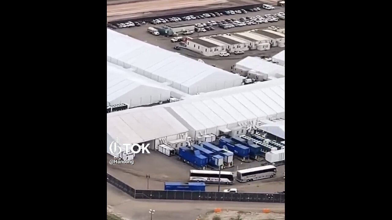 BORDER PATROL BEFORE🌳🎪🎟️🛃📸AFTER PHOTO OF CLOSE DOWN MIGRANT SHELTER🏕️🛃🛗💫