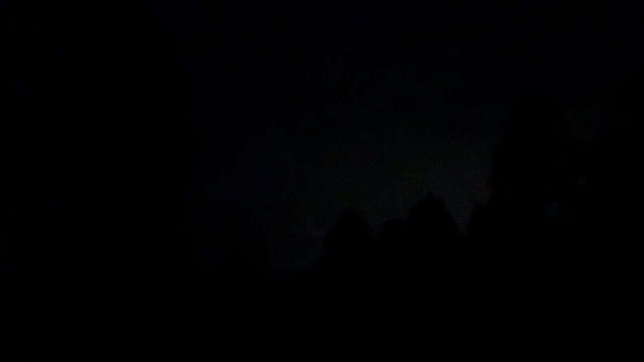 Summer time lightening (heat lightening