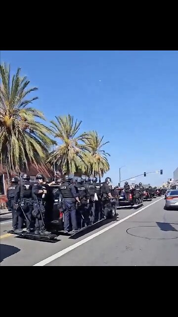 LAW ENFORCEMENT🚦🚙👮🏻‍♀️🚓👮‍♂️📸ARRIVES IN LOS ANGELES👮🚔👮🏻‍♀️💫