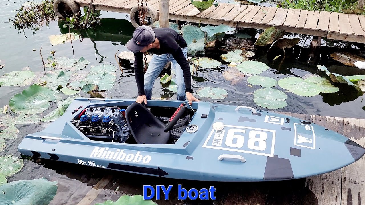 I Spent 30 Days Building a Boat from Nothing – And It Worked
