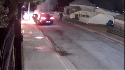 ARSONIST CAR CATCH FIRE🏡🚘🔥🥷📸TRYING TO BURN A HOUSE DOWN🔥🚘🔥🧟‍♂️🏡💫