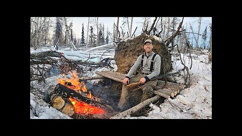 No tent, No sleeping bag - Extreme Winter Survival Camping (0F/-18C)