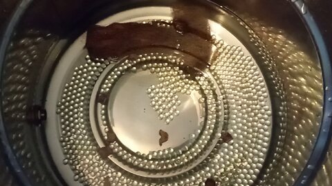 04, could use as a brewing bucket ,Chinese, still 