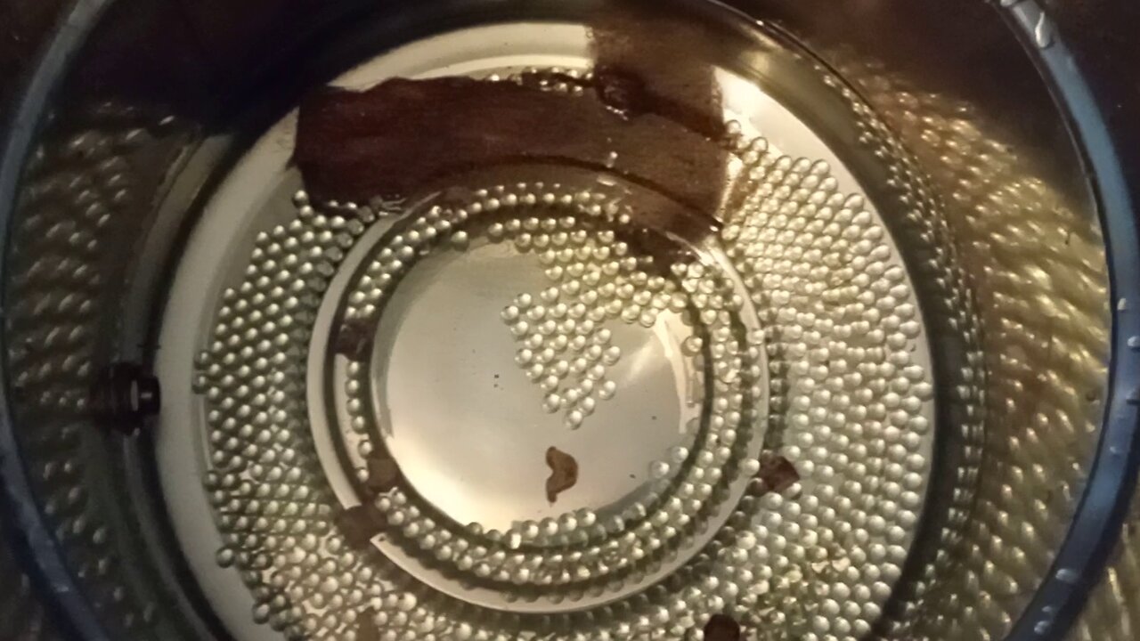 04, could use as a brewing bucket ,Chinese, still
