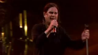 Black Sabbath - Children Of The Grave = 2001