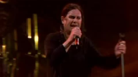 Black Sabbath - Children Of The Grave = 2001