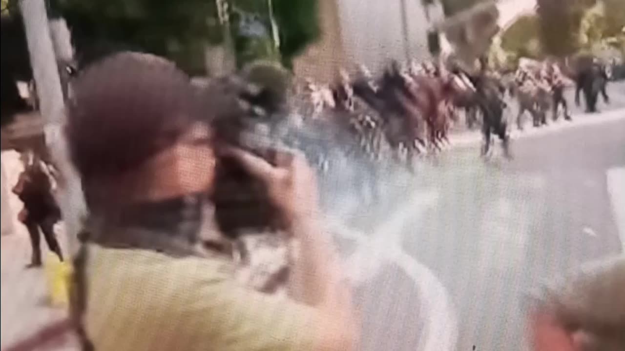 Reporter gets hit with rubber bullet