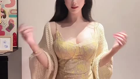 Flowy Ivory Frock Lissome Gentle Dance | Daily Beauty EP 895