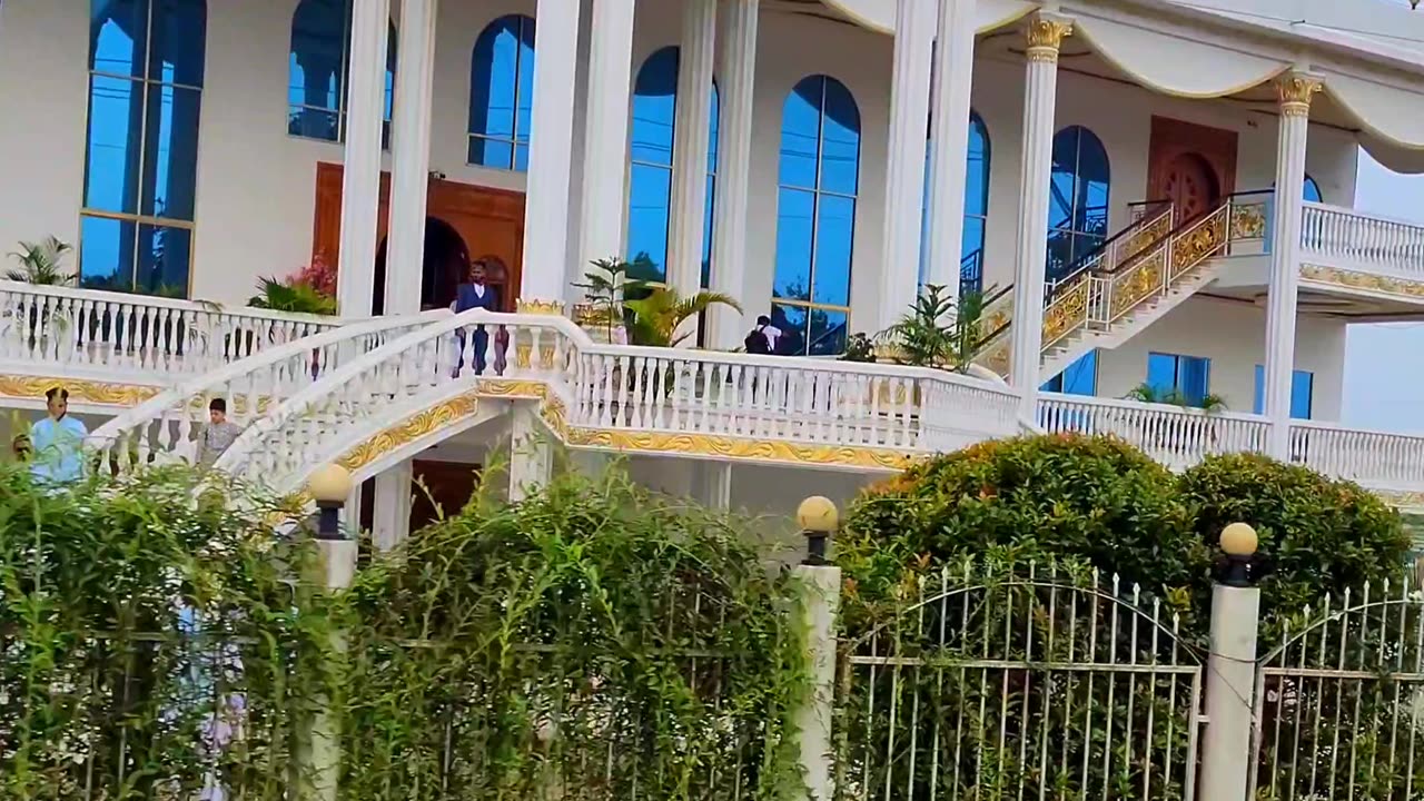A wonderful house from near to far