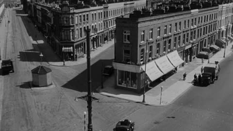 1950's Car Chase through London
