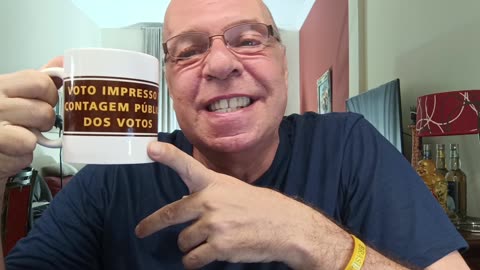 Depois de Flávio se candidatar, correram fabricar pesquisas dando vitória a Lula