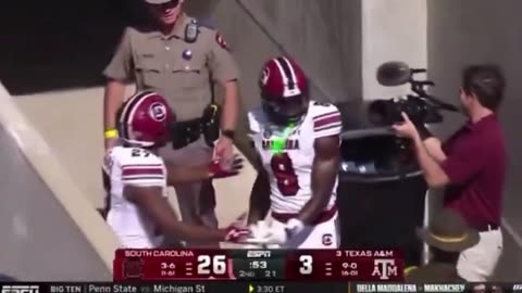 South Carolina players meet Texas police