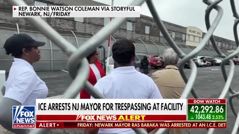 AOC issues warning to Homan, Noem: 'Going to have a problem'