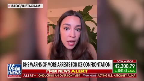 🔴 AOC issues warning to Homan, Noem 'Going to have a problem'.