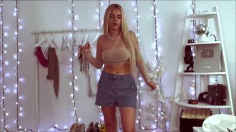 Throw Back Blouse if You are 17 Perfect Slip on