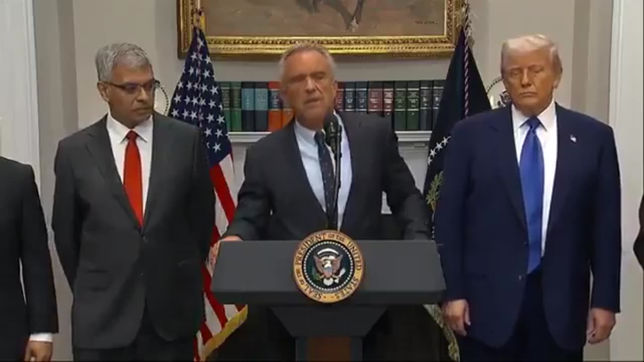 Robert Kennedy Jr just called out ALL OF CONGRESS for being in the pocket of Big Pharma!