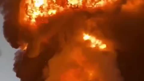 Huge flames seen amid explosion at Arcola oil company in Roseland, Louisiana;
