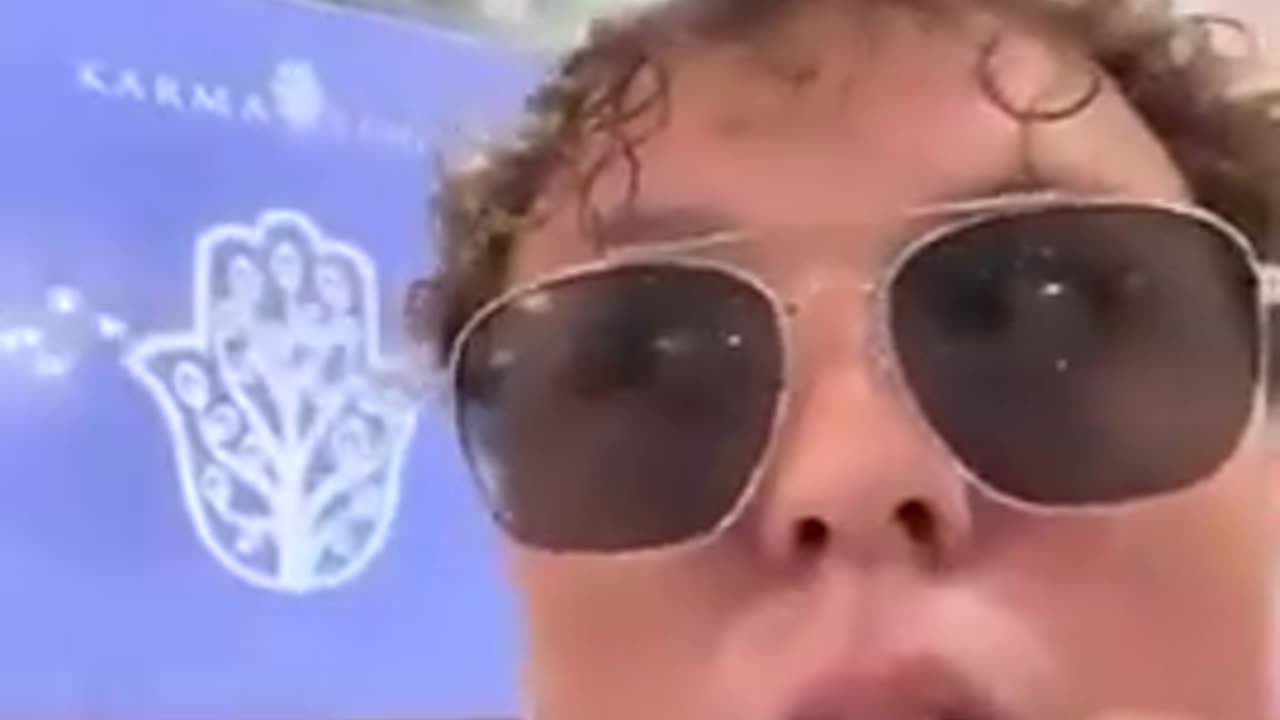 White tourists are targeted stalked and attacked by violent and loud diverse women in NYC