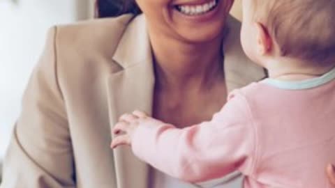 Adriana Noreña desafía la narrativa progresista sobre la maternidad y la carrera profesional