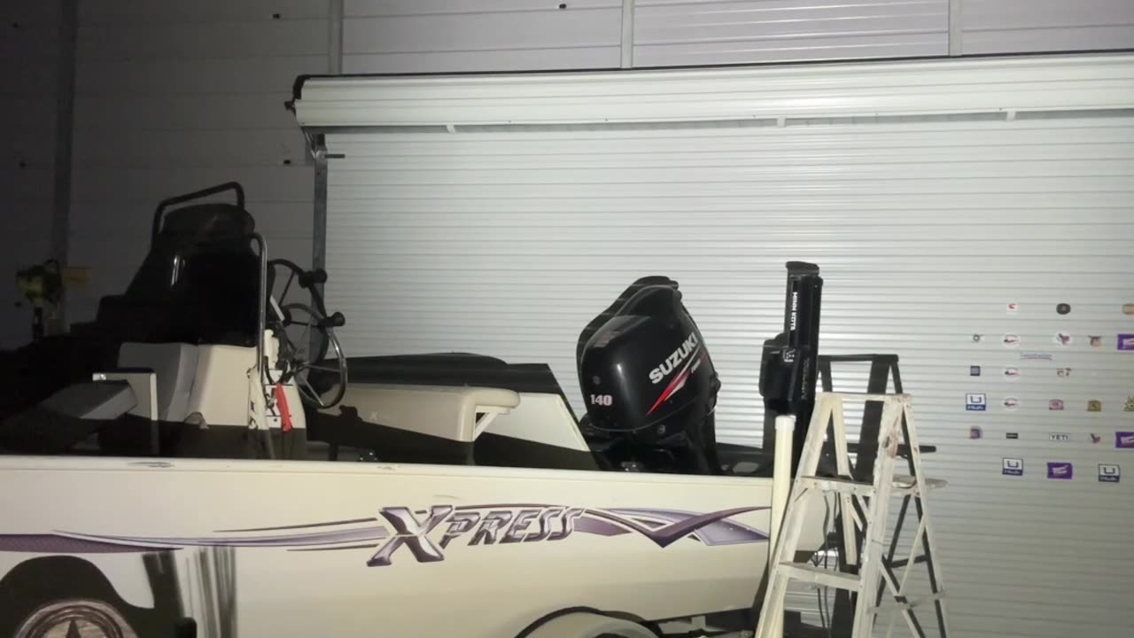 Insane Brightness! Watch This Strobe Flashlight Demo!