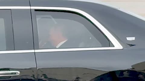 Trump dhe Putin udhëtojnë së bashku drejt vendit të takimit të nivelit të lartë