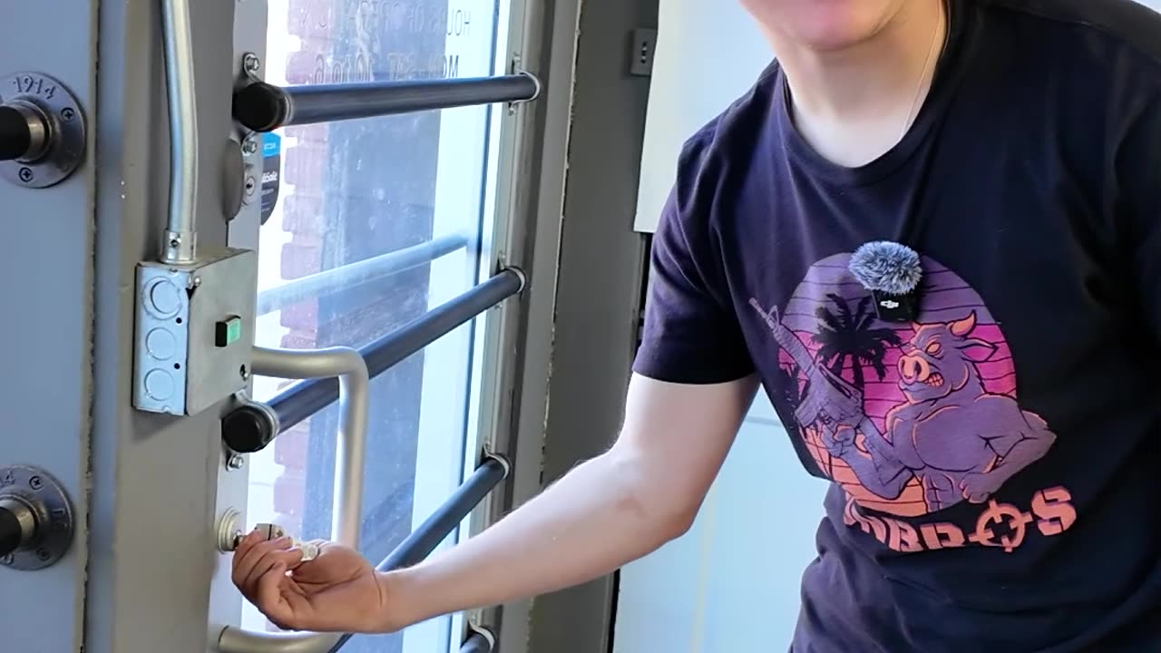 Roman VS The Eggs