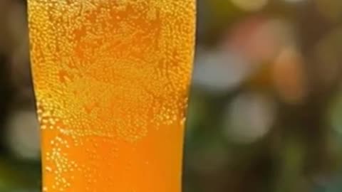 Two benefits of drinking apple juice