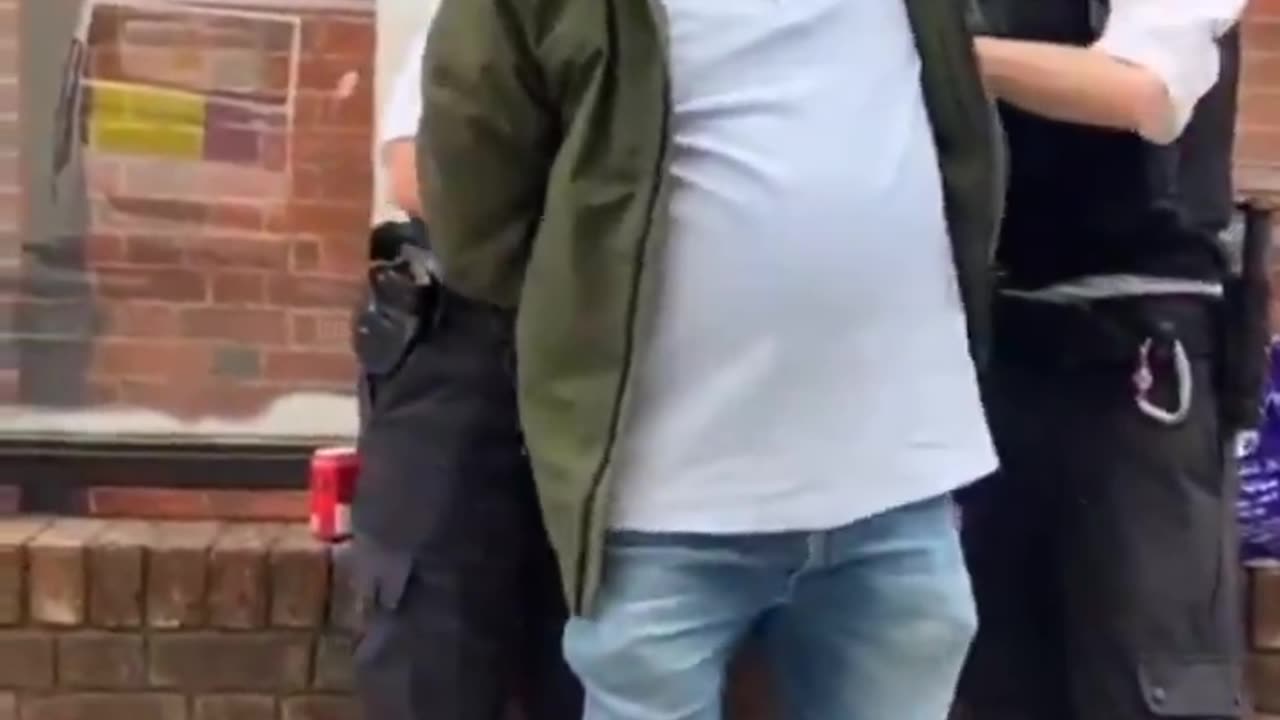 🇬🇧UK: London Muhammad, 50, from Saudi Arabia, attempted to rape a 12-year-old