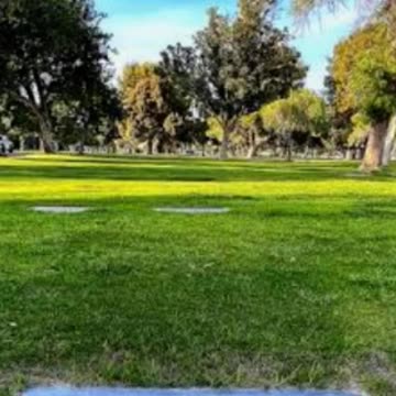 FAMOUS GRAVES - VOL. 118: FRANK SINATRA