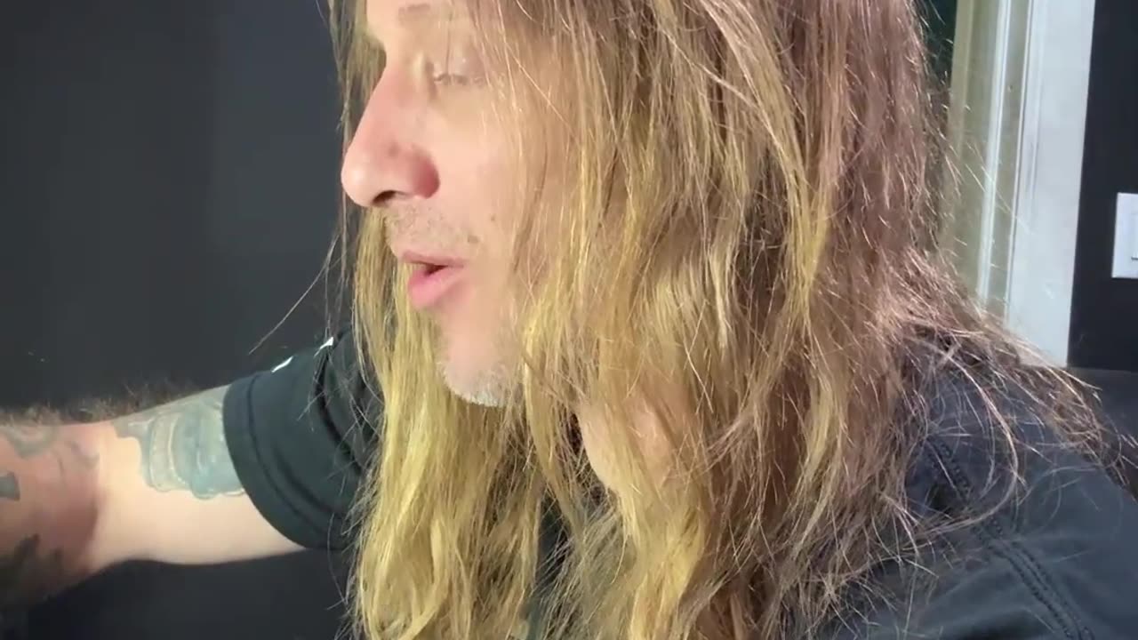 Trandy cry for hours on end 12.17.25