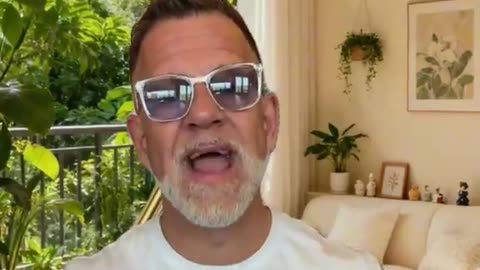 This guy so eloquently describes Trump