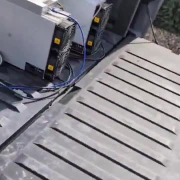 Mining Bitcoin out the back of a Cybertruck while driving to work 🤯