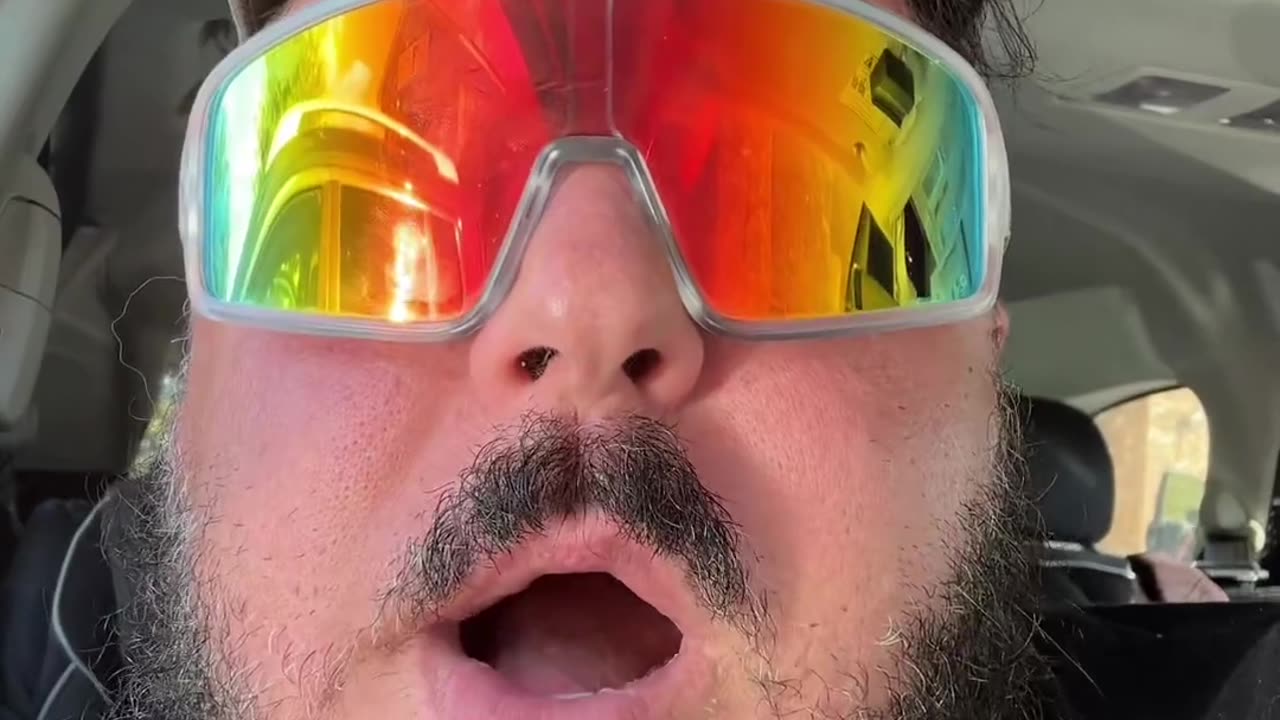 🤣🤔 You Won't Believe How This Guy Handles Tech Confusion! | FunFM