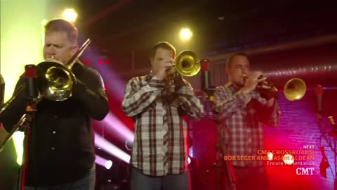 Hey Gypsy - Bob Seger & Jason Aldean (live)