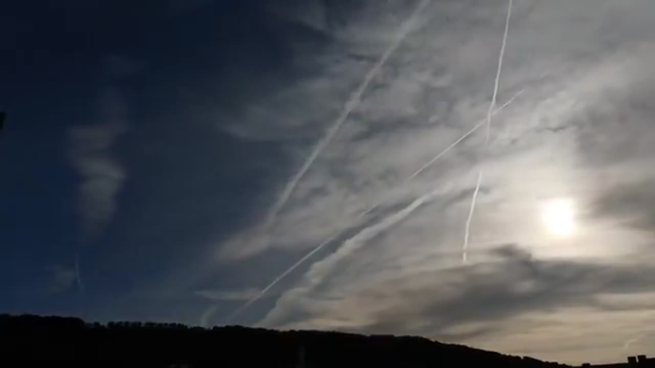 Regardez juste le ciel ! Vous souvenez-vous d’un ciel comme celui-là avant 1990 ? Non, jamais.!