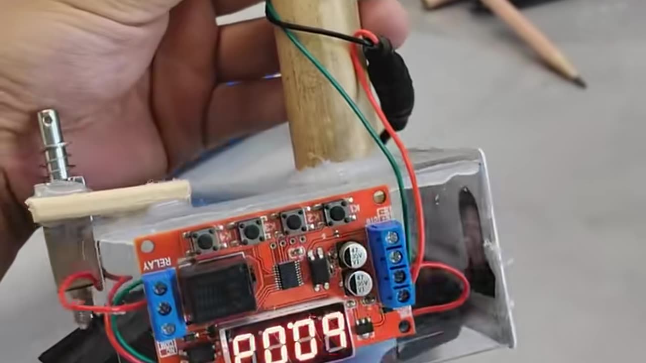 Watch This Machine Work Its Magic! | FeedMyCuriosity