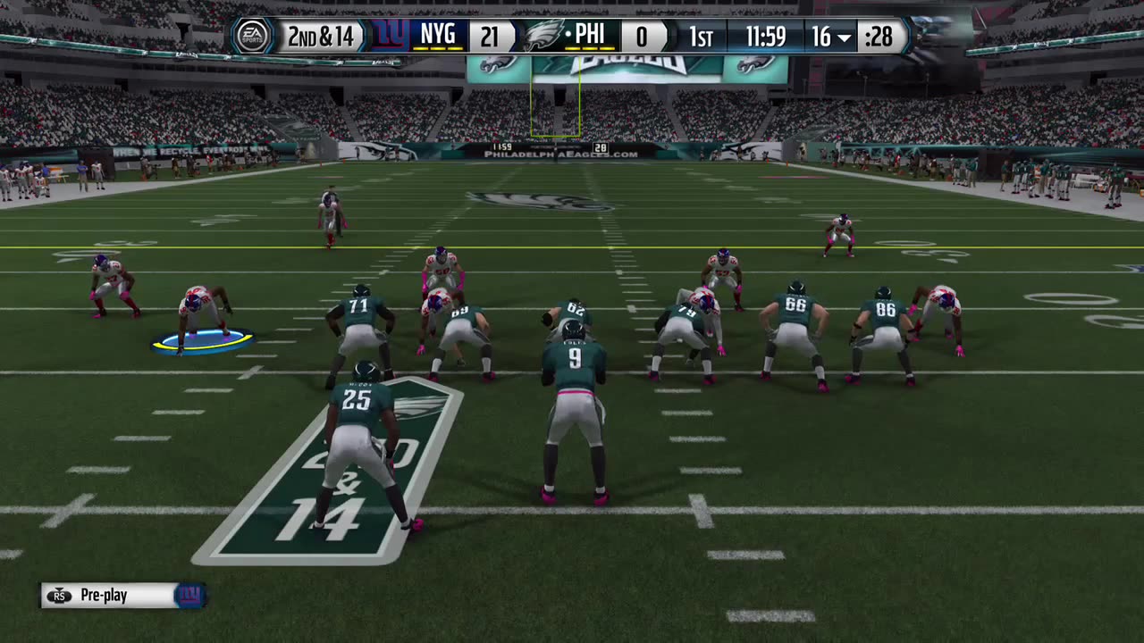 QB misses the hand off and freezes_