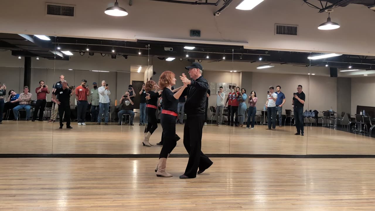 Two Step @ Studio 22 with Bobby Pritchard 20250403 202120632