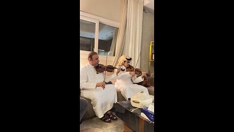 كاميرا ‎#الوطن ترصد جلسة فنية خاصة ودندنة طربية جمعت الموسيقار مطر علي الكواري ‎@matar3ali