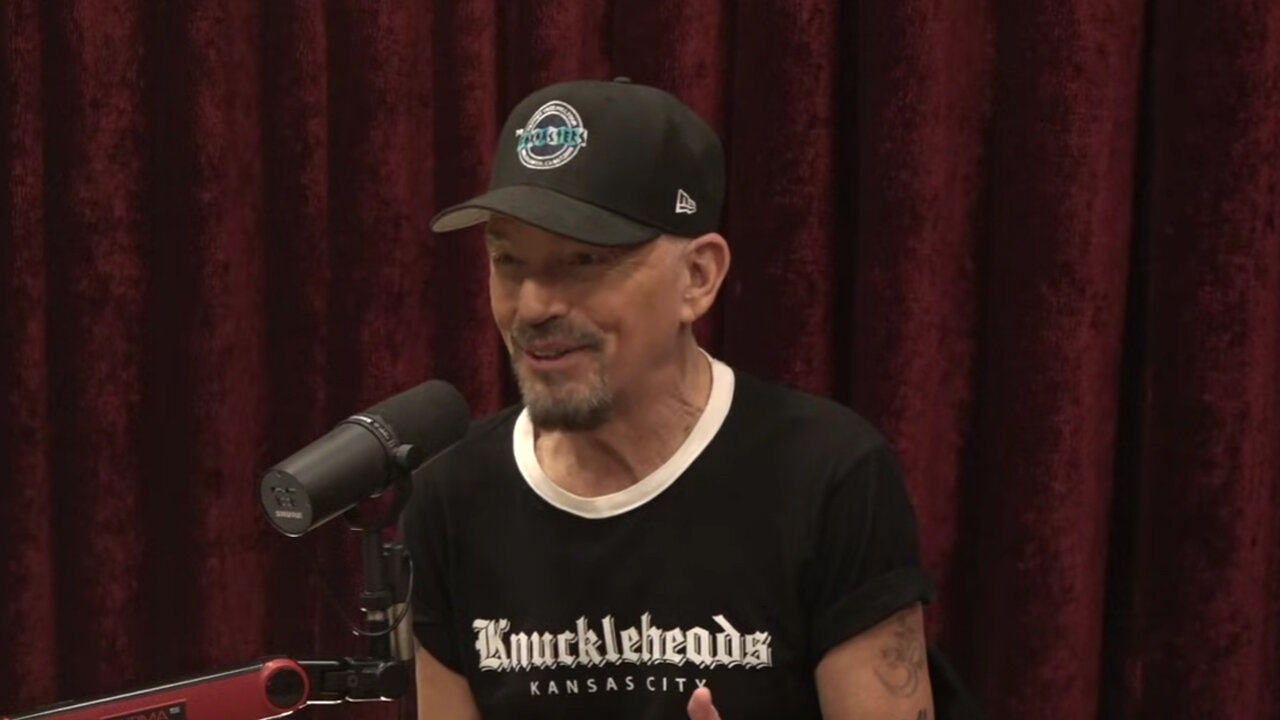 Joe Rogan Experience #2407 - Billy Bob Thornton – Podcast Recap
