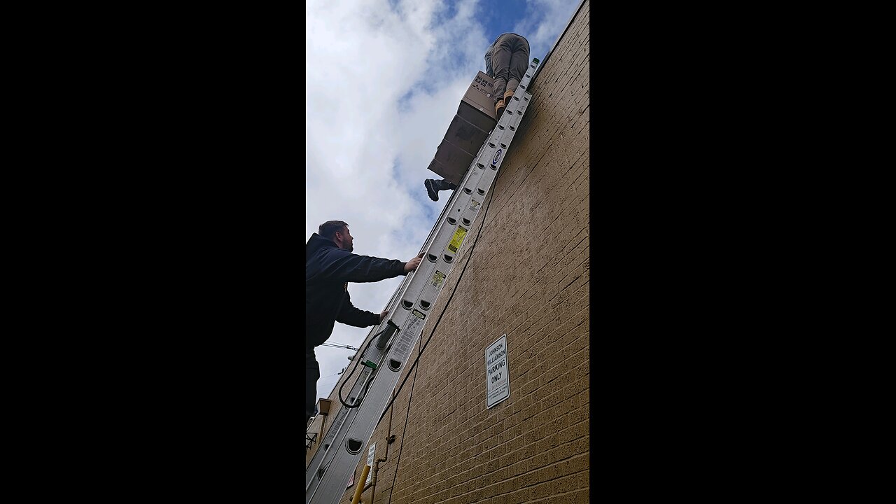 Scary moment. DO NOT TRY THIS AT HOME.