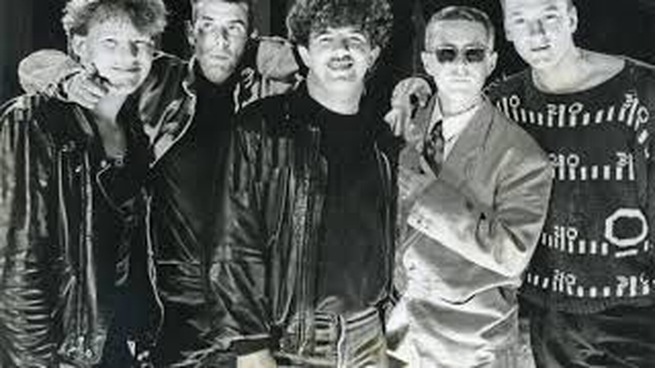 Welcome to the Pleasure Dome - Frankie Goes to Hollywood (Live 2004)