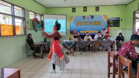 TARI GODRIL - SMPN 3 TEMPEH LUMAJANG