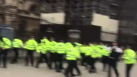 The police have lost control in London.